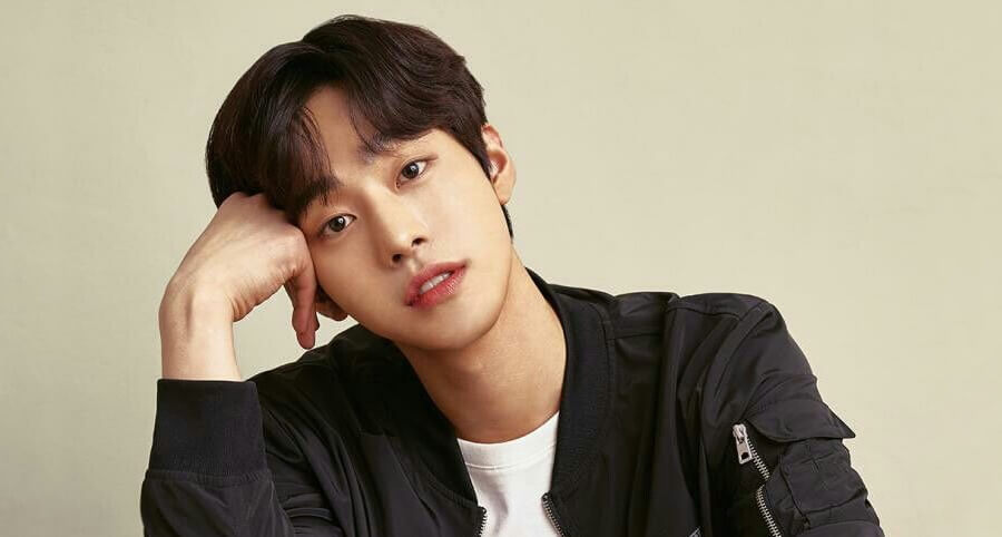 Ahn Hyo-Seop "Romantic Doctor, Teacher Kim" Dizisinin 2. Sezonunda Rol Alabilir